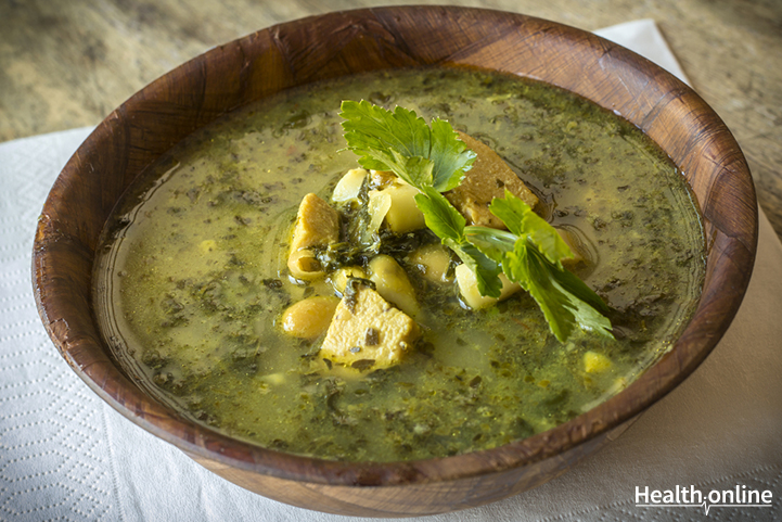 Chickpea, Veggies and Pesto Soup