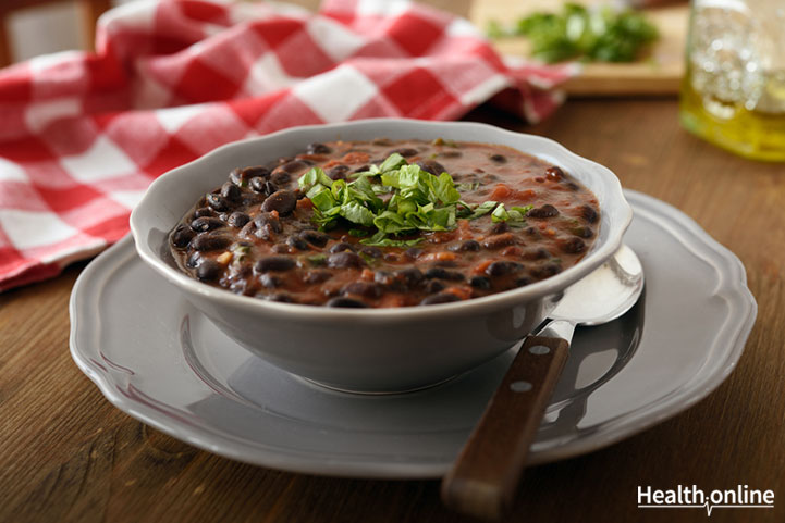 Spicy vegan black bean soup