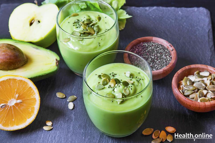 Creamy Orange and Avocado Green Smoothie