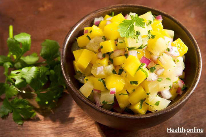 Mango salad with organic flaxseed oil