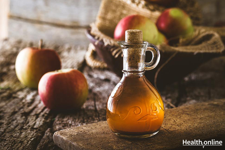 DIY-apple-cider-vinegar-scalp-detox