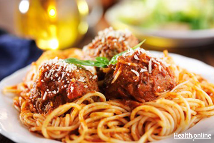 Swedish-Meatballs-with-Noodles