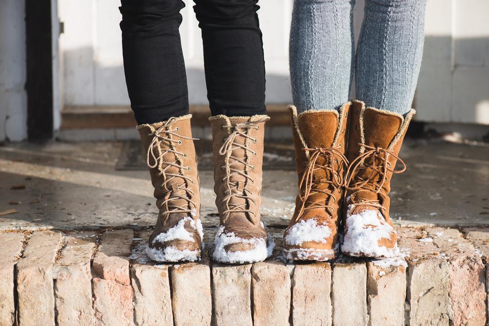 Best Types of Winter Travel Shoes for Women