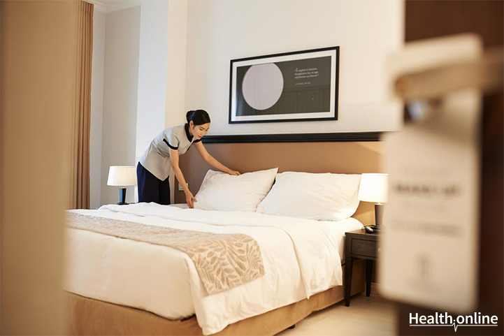 How to Check for Bedbugs in Budget Hotels