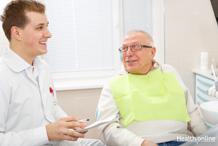 Dental Care Tips Older People Should Follow