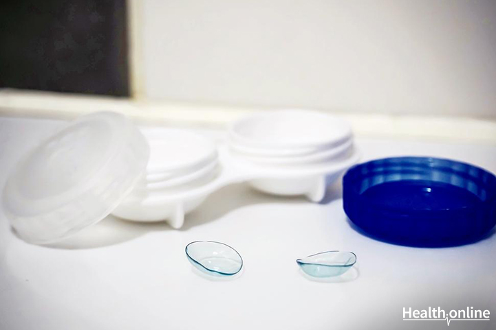 7 Tips for Wearing Contact Lenses Safely